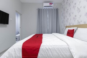 Habitación doble | Escritorio, wifi gratis y ropa de cama 