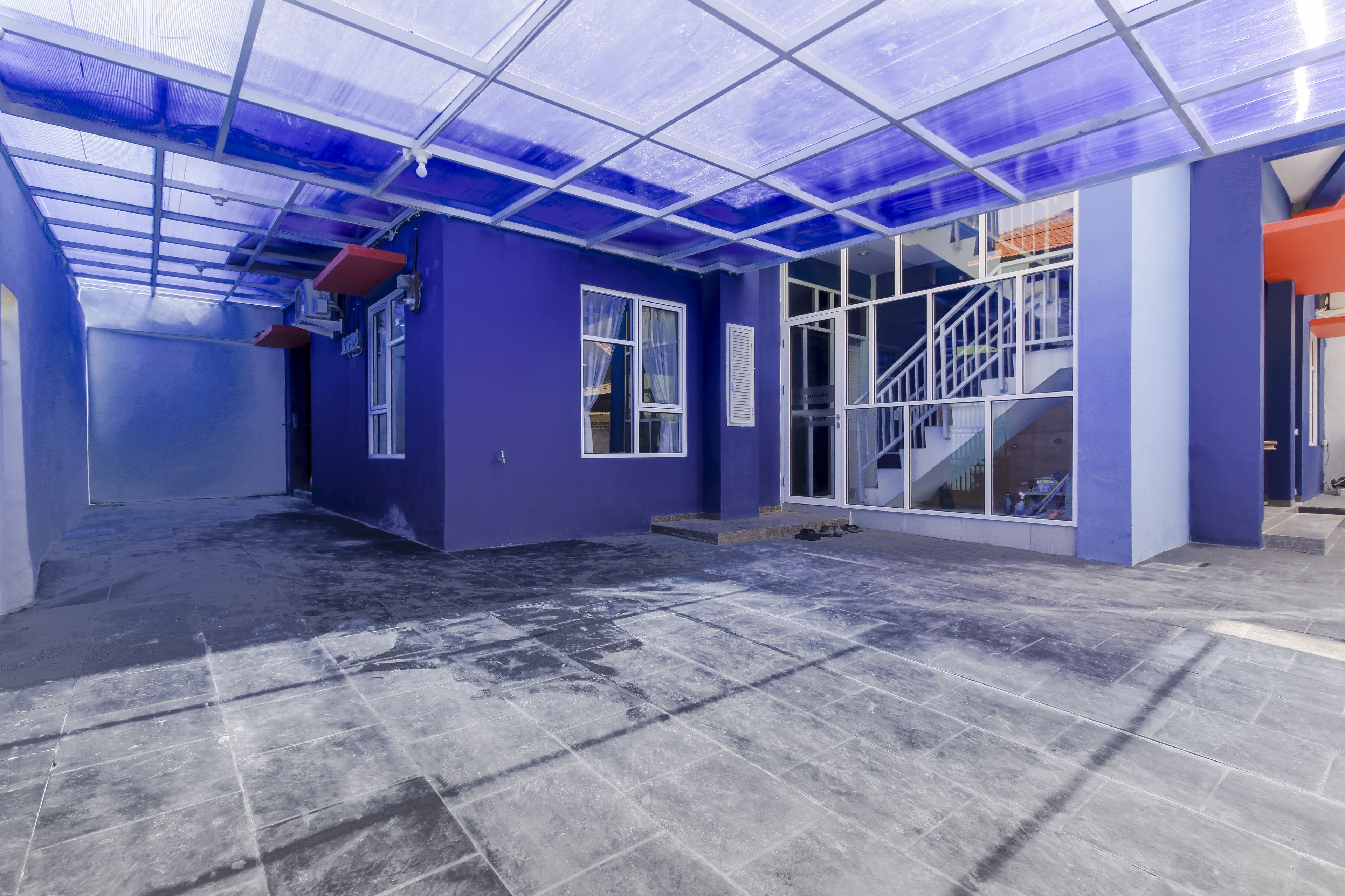 Foto - RedDoorz Syariah near Metropolitan Mall Bekasi