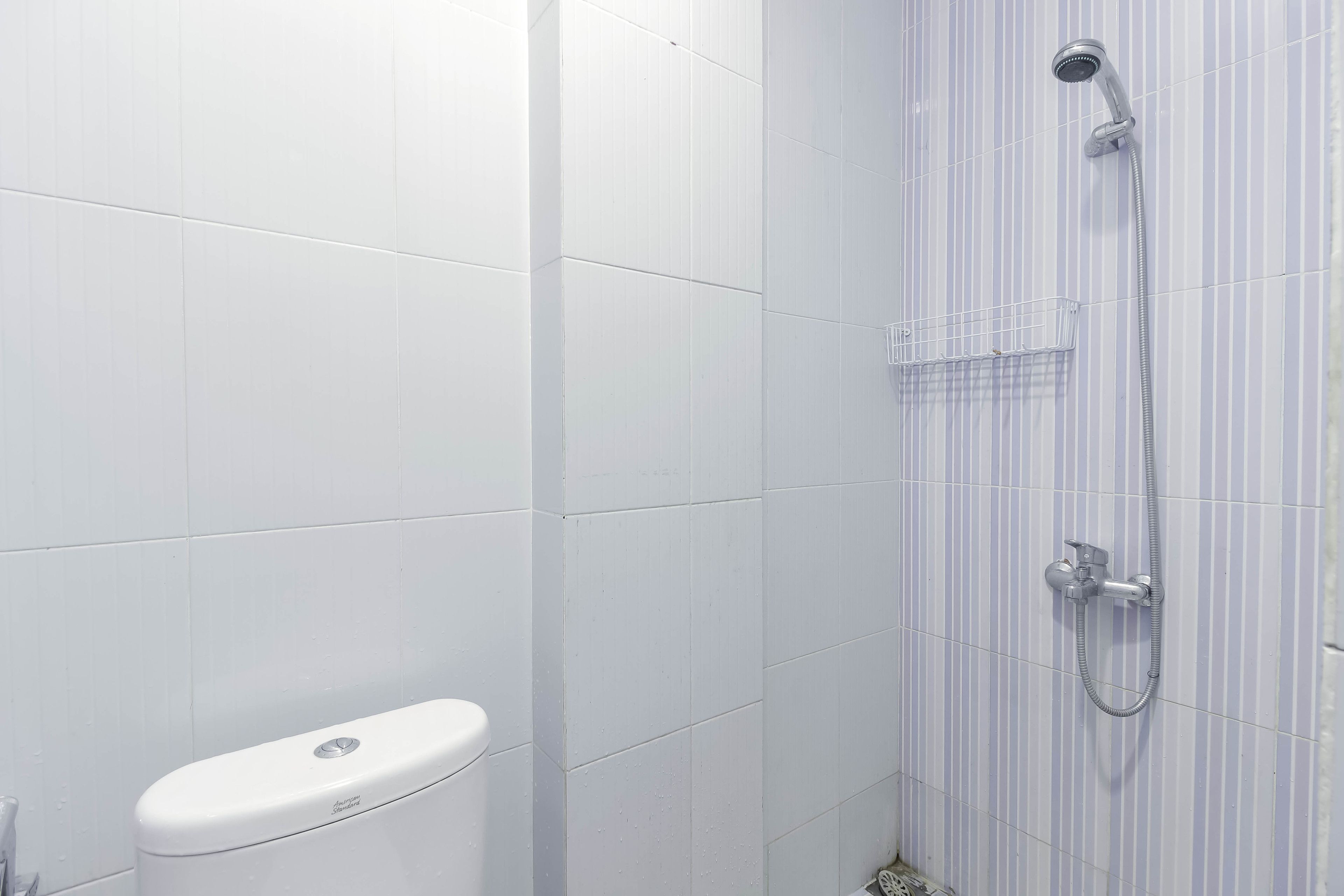 Foto - RedDoorz Syariah near Metropolitan Mall Bekasi