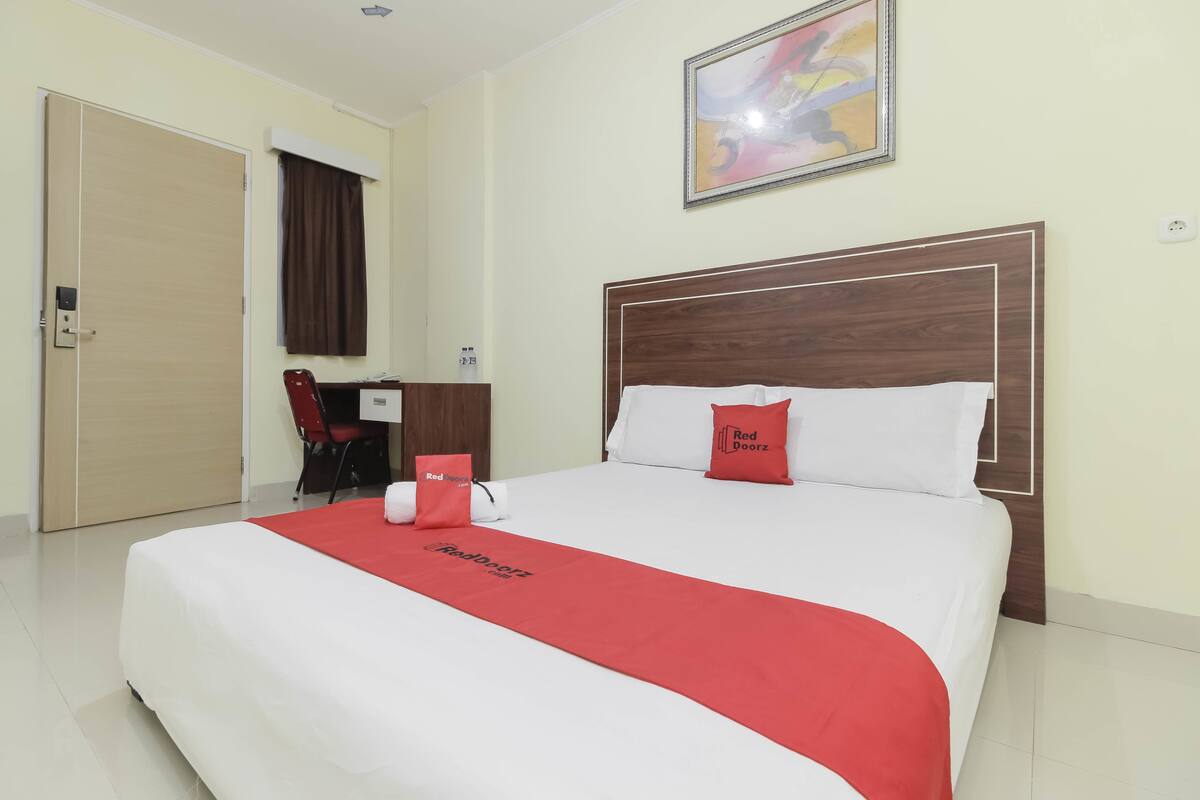 Kahden hengen huone | Työpöytä, ilmainen Wi-Fi, vuodevaatteet