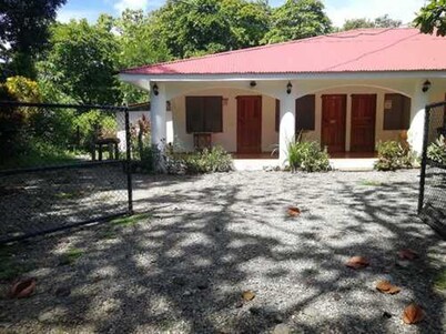Posada Alroma - Hostel