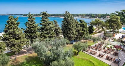 Villa DANEX KATORO ****