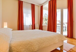 2 Schlafzimmer, Zimmersafe, Bügeleisen/Bügelbrett, kostenloses WLAN