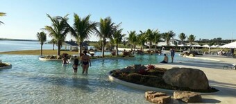 Riviera de Santa Cristina XIII - Rancho Pé na Água for 12 people