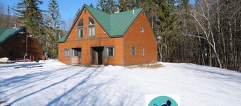 ☆ SKI ON & OFF ☆ Spruce Glen C on Great Eastern Trail w/AC, Sauna, Fireplace