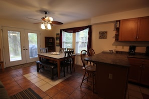 Dining - Lake Cumberland vacation home, overlooking private fishing pond (Monticello)