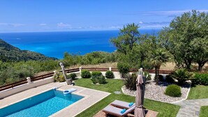 Unclassified image, 2 of 58, button - Modern spacious villa with private pool, large garden and sea view/sunset (Kalamitsi)