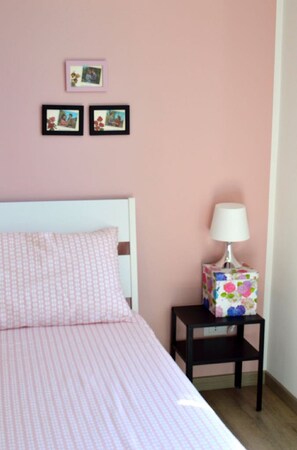 1 chambre, Wi-Fi, draps fournis
