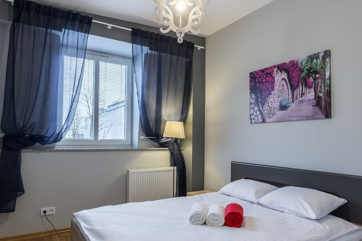 Apartment, 2 Bedrooms (Nr 13) | Seterika/papan seterika, Wi-fi percuma, cadar katil