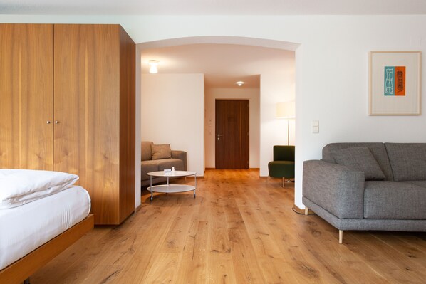 Imagen sin descripción, 1 de 17, botón