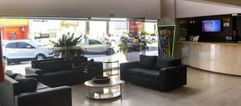 Expresso R1 Hotel