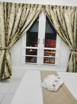 Family House, 6 Bedrooms, Bay View | 6 bedrooms, laptop workspace, soundproofing, iron/ironing board - HomeStay Nimah Seaview (George Town)