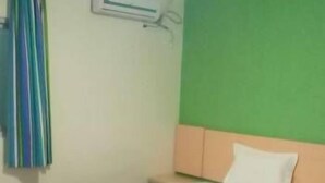 Room - 7 Days Inn (Shenzhen)
