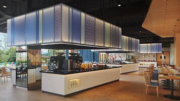 Daily buffet breakfast for a fee