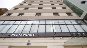 Exterior - Hôtel Hadil (Bir El Djir)