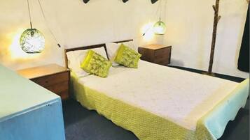 Cabin, Multiple Beds, Non Smoking | 2 bedrooms, free WiFi, wheelchair access