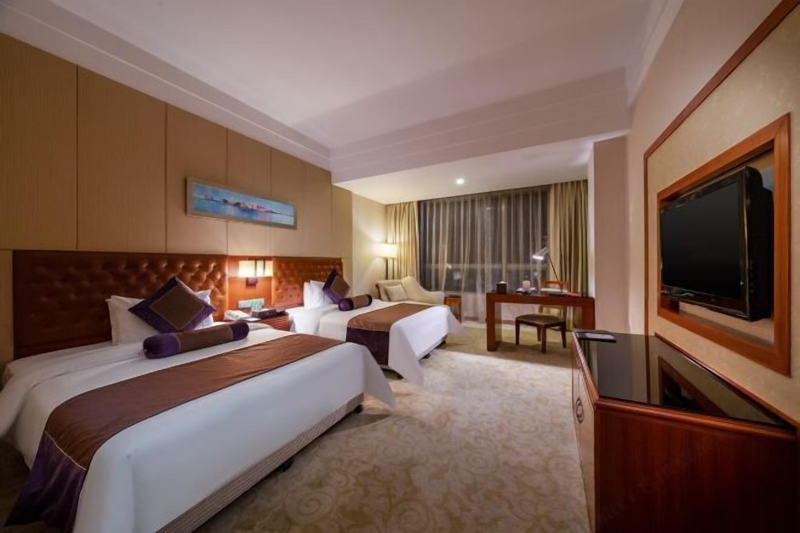 Peti besi dalam bilik, meja, katil lipat simpan/tambahan, Wi-fi percuma 