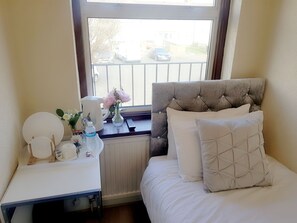 Miscellaneous - Cogie Abode (Enfield)