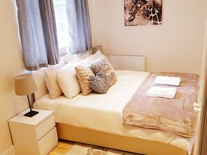 Deluxe Double or Twin Room, Shared Bathroom (DELUXE TWIN/KING ) | Miscellaneous - Cogie Abode (Enfield)