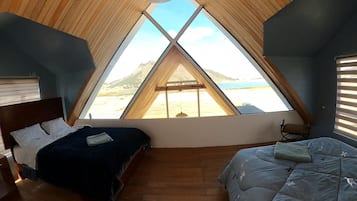 Cottage Deluks, 2 kamar tidur, kamar mandi pribadi (2 Double Beds, 1 Sofa Bed) | 2 kamar tidur, tirai kedap cahaya, dan setrika/meja setrika