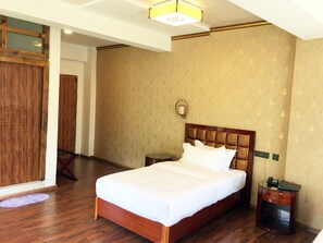 20 bedrooms, Egyptian cotton sheets, premium bedding, down duvets - Bhutan Boutique Residency (Thimphu)