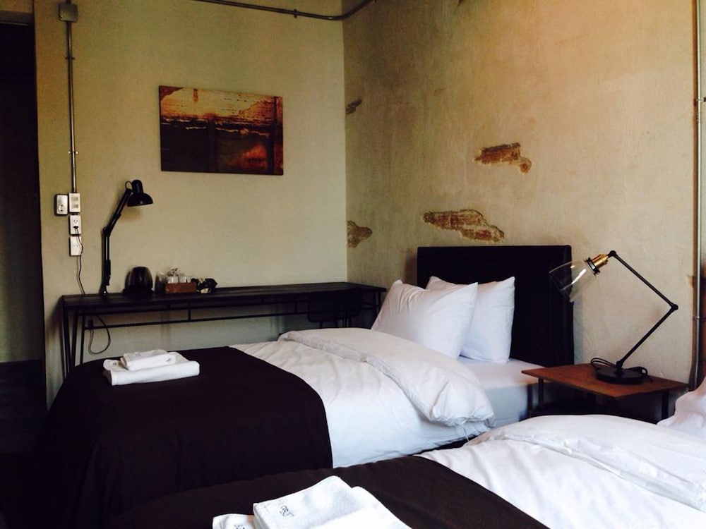 Samantan Hotel by null