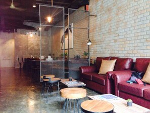 Sala de estar en el lobby