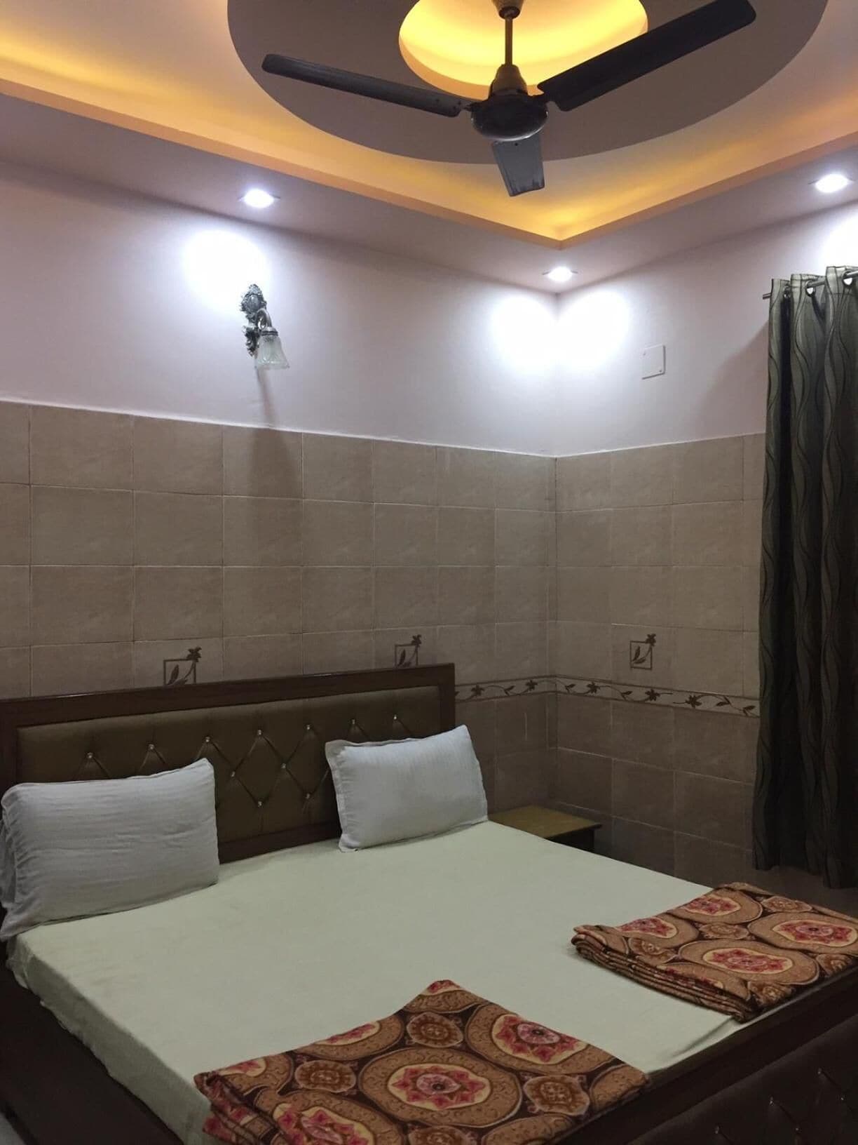 Photo - Royal Residency