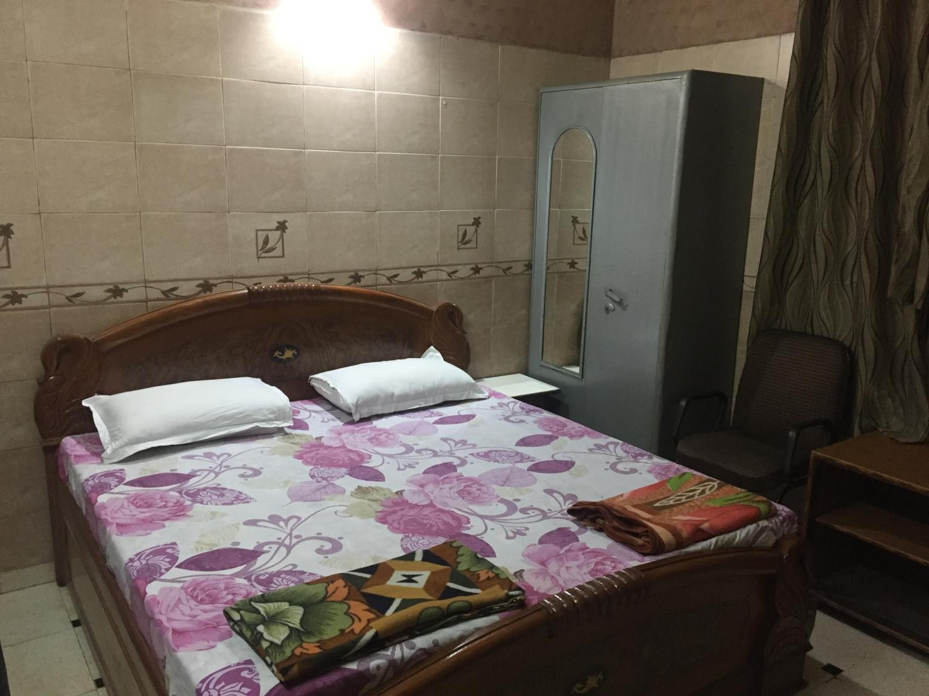 Photo - Royal Residency