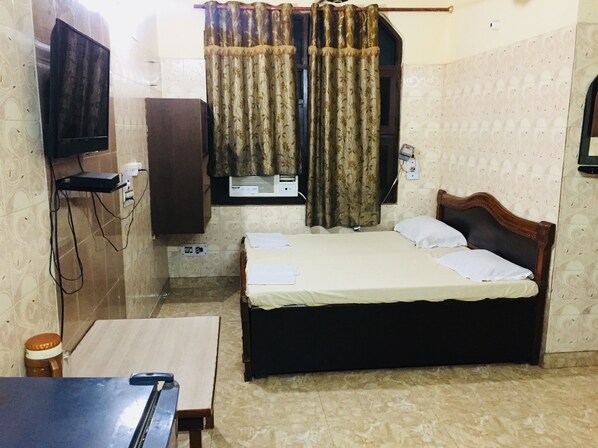Luxury-Suite, Nichtraucher | Bettwäsche aus ägyptischer Baumwolle, hochwertige Bettwaren, Zimmersafe