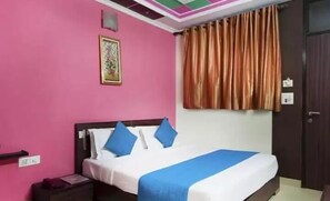 1 bedroom, desk, free WiFi, wheelchair access