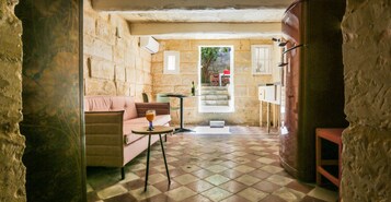 City Townhome | Pemandangan halaman dalam