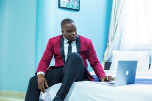 Chambre Simple Standard | Minibar, bureau, Wi-Fi gratuit, draps fournis