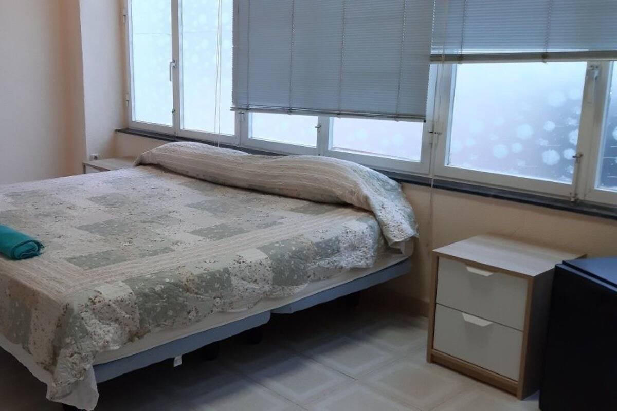 Habitación doble (5) | Wifi gratis y ropa de cama