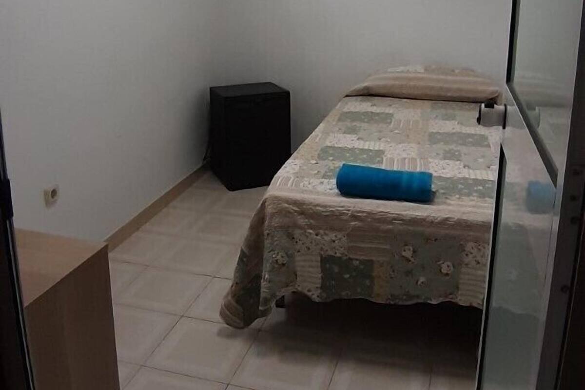Habitación individual | Wifi gratis y ropa de cama