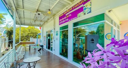 The Linux Garden Hotel