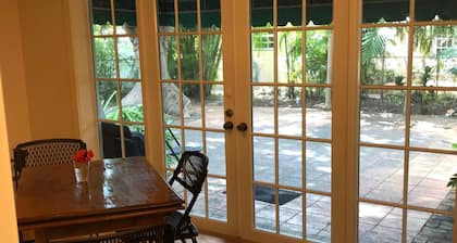 Maison de ville historique "Viscaya" prÚs des plages et des attractions du village français,