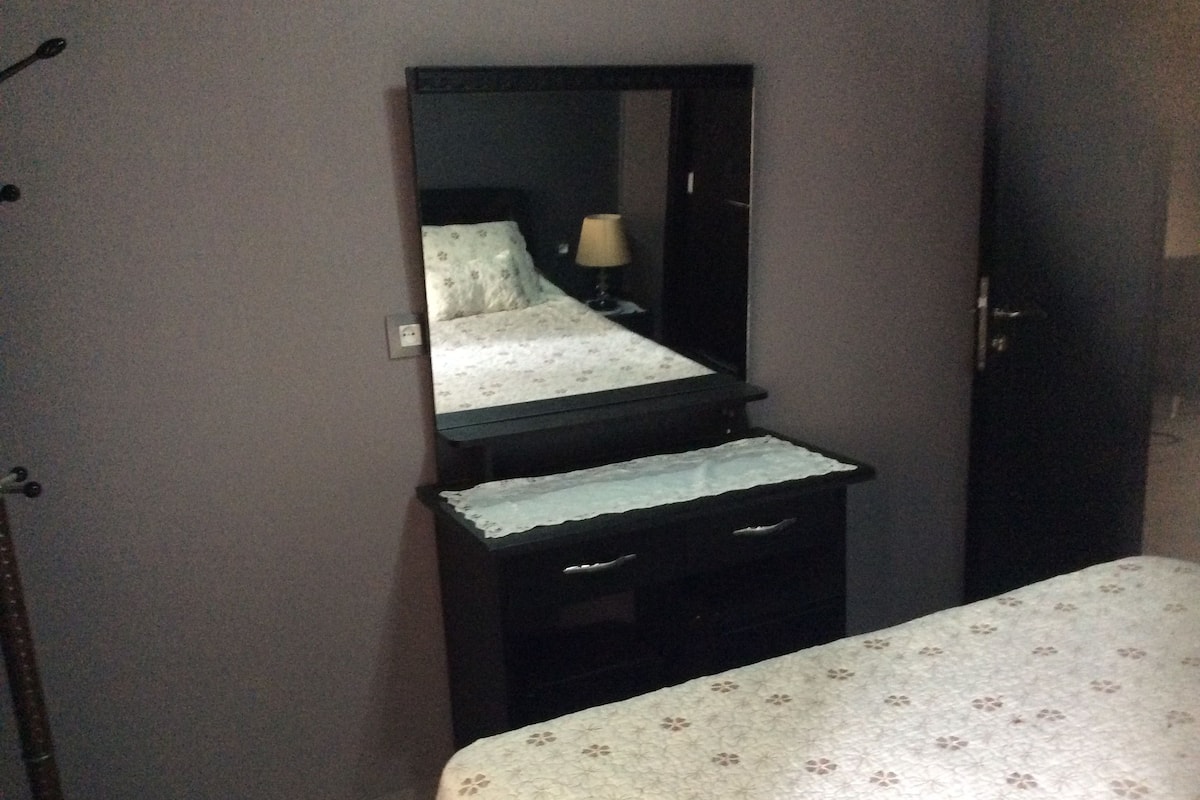 Luxury Apartment, 2 Bedrooms, Smoking