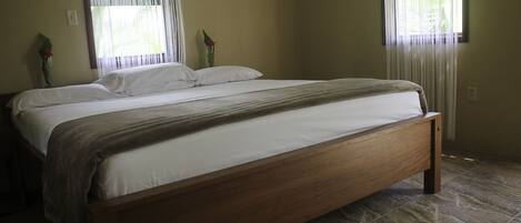 Doppia familiare, letti multipli, non fumatori | Wi-Fi gratuito, lenzuola