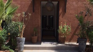 Entrada de la propiedad