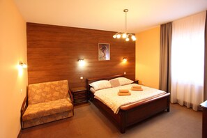 Blackout drapes, soundproofing, free cribs/infant beds