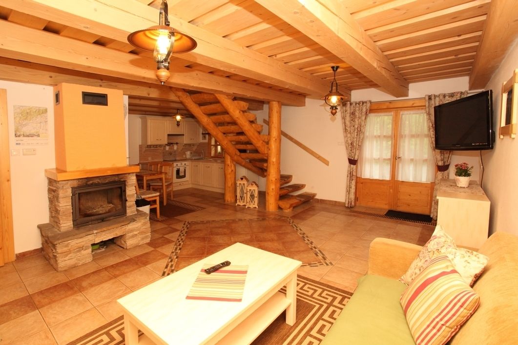 Chalet | Living area | Flat-screen TV