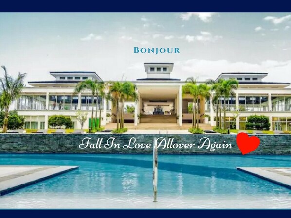 Pool - Experience The Pulse of the NEW LIFESTYLE CITY,  A Destination so complete! (Quezon City)