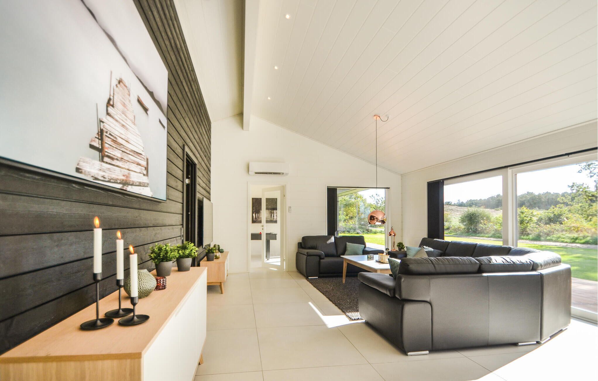 Smart-TV, peis, fotballspill og bordtennis