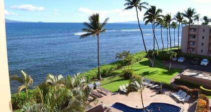 Bright, Beautiful, Remodeled Island Sands 505 Condo