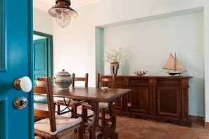 Dining - Holiday apartment with sea access on the Ionian Coast, Sicily (Torre Archirafi)