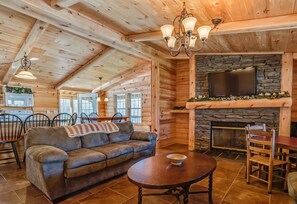 Smart TV, fireplace, DVD player