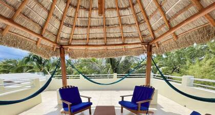 Single Family House w/Pool/AC/Dock Free Paddleboards-sleeps 6