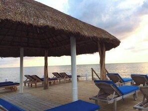 Property grounds - Single Family House w/Pool/AC/Dock Free Paddleboards-sleeps 6 (Caye Caulker)