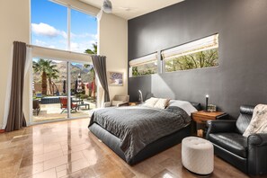 3 Schlafzimmer, Zimmersafe, Schreibtisch, Bügeleisen/Bügelbrett